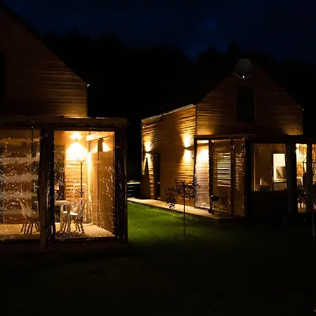 Trzy Jeziora Z Zewnetrznym - Sauna, Balia Do Schladzania I Jacuzzi Male Swornegacie