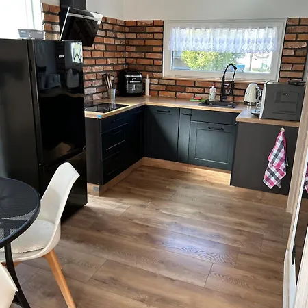 Trzy Jeziora Z Zewnetrznym - Sauna, Balia Do Schladzania I Jacuzzi 別荘