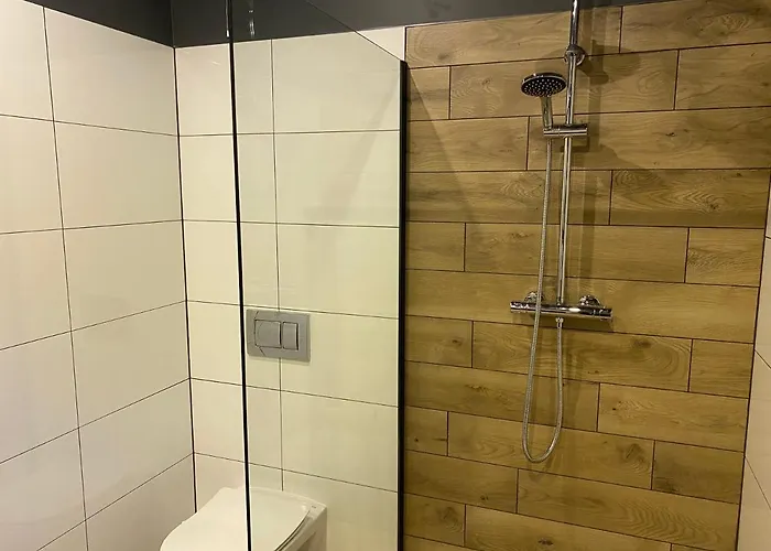 Trzy Jeziora Z Zewnętrznym - Sauna, Balia Do Schładzania I Jacuzzi Dom wakacyjny *